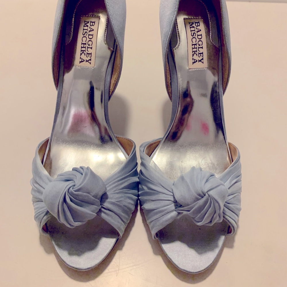 Badgley Mischka Musica d'Orsay Pump- Haze Blue
